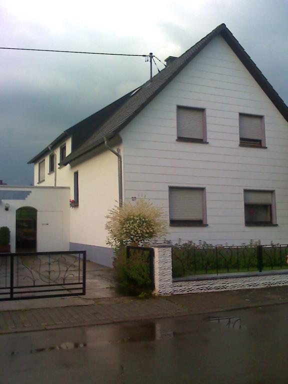 Fewo Mueller Appartement Saarlouis Buitenkant foto